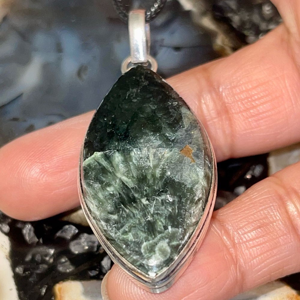 Deep Green Emerald Seraphinite Pendant 2 1/4” - Picture 11 of 17